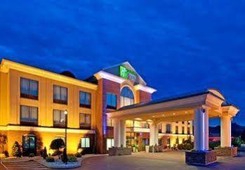 Express & By Ihg Hotel 2*
