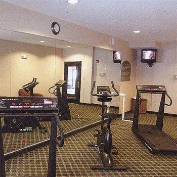Hotel Express & By Ihg 2*